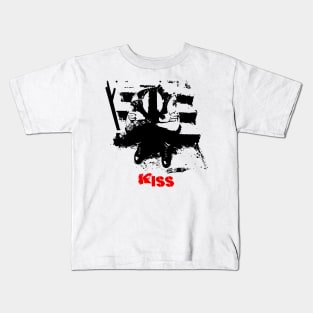 kiss  goes to punk Kids T-Shirt